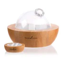 Aria Diffuser Young Living mit 2 ätherischen Ölen online bestellen bei Naturessenzen. Versand in Österreich & Deutschland