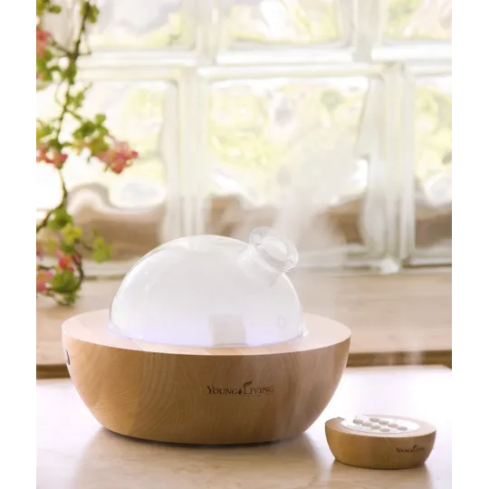 Aria Diffuser Young Living mit 2 ätherischen Ölen online bestellen bei Naturessenzen. Versand in Österreich & Deutschland