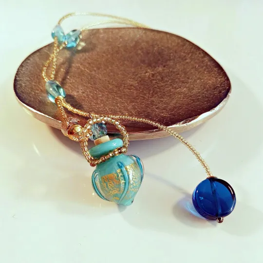 Circling Gem, matt-blau, Aroma-Schmuck Halskette online kaufen